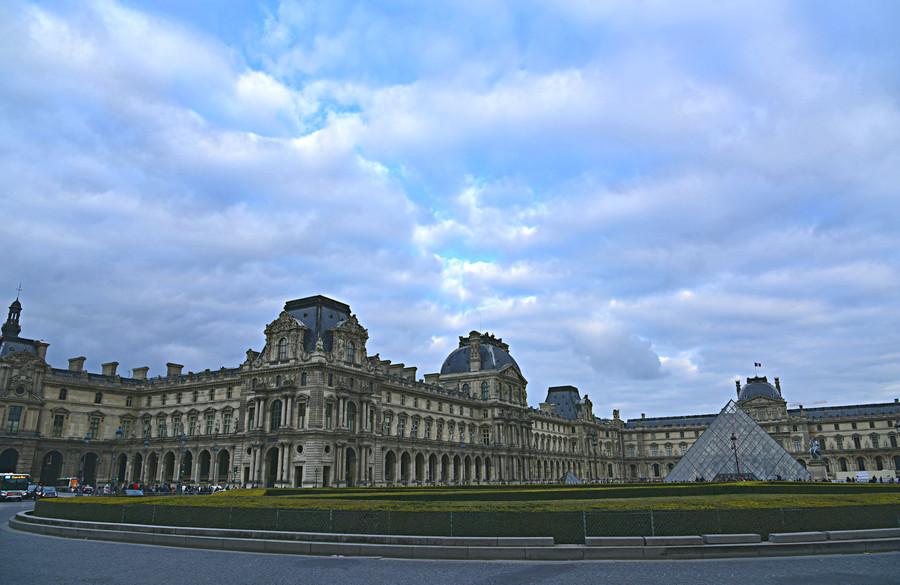 詳細(xì)介紹如何注冊(cè)法國公司及申請(qǐng)注冊(cè)法國商標(biāo)