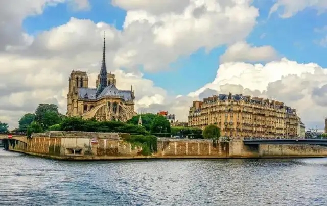 法國公司注冊費用要多少？注冊法國公司的優(yōu)勢有哪些？